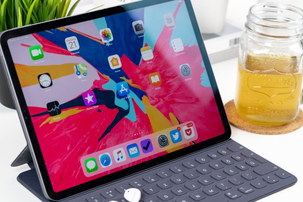 daniel-korpai-DDEOxavdeIk-unsplash